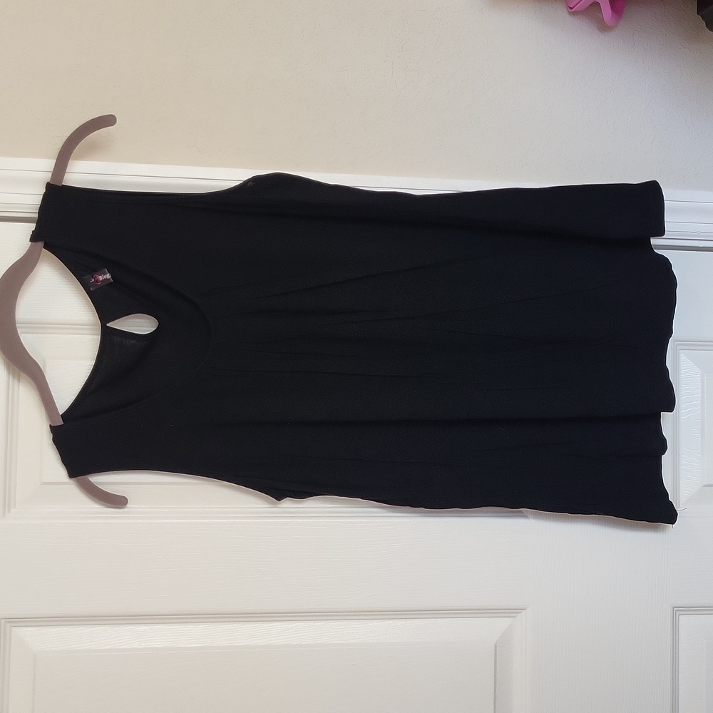 Black Flowy Tank Top Large